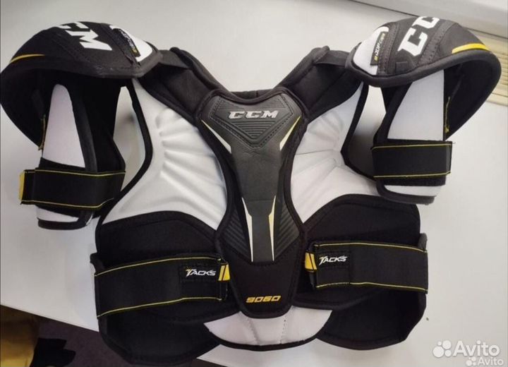 Нагрудник хоккейный