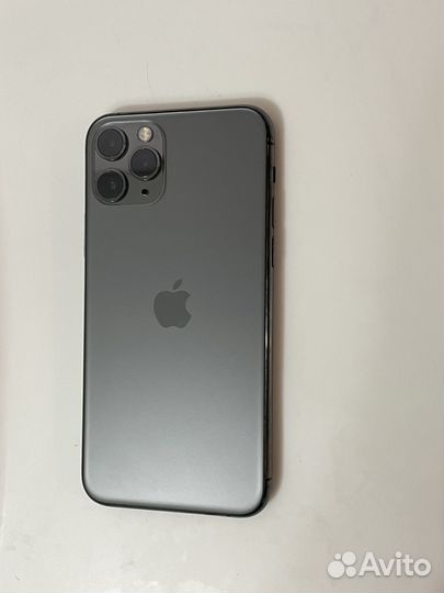 iPhone 11 Pro, 64 ГБ