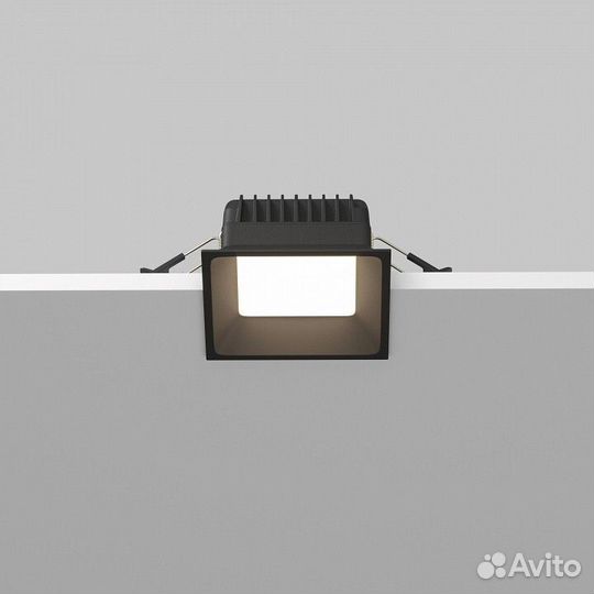 Встраиваемый светильник Maytoni Okno DL056-8W3-4-6K-B