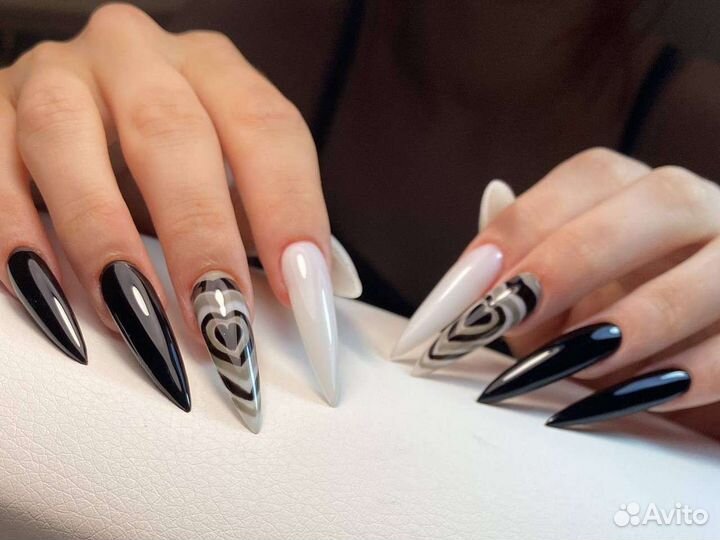 Наращивание, маникюр и педикюр