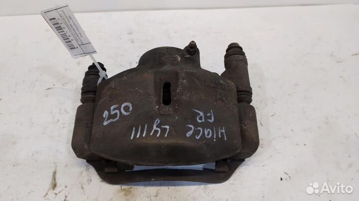 Суппорт тормозной toyota Hiace H1 RH передний 2wd