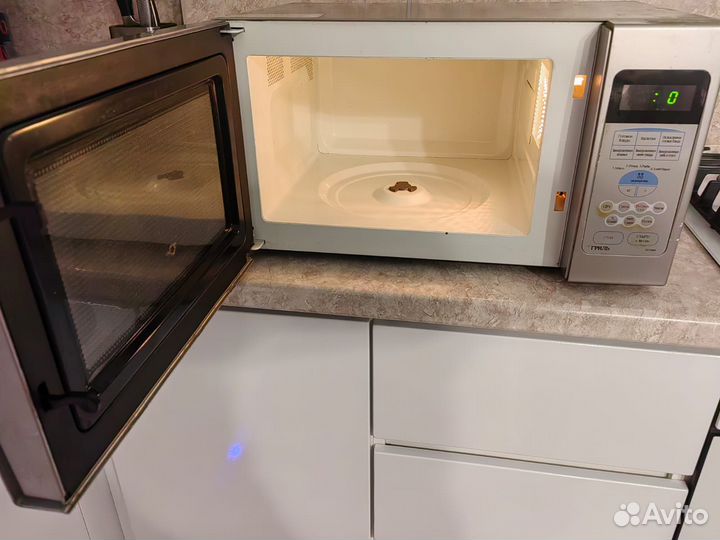 Микроволновая печь Samsung