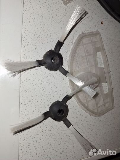 Робот-пылесос redmond RV-R350