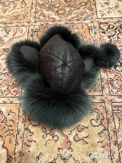 Шапка кожаная зимняя женская зеленая р-р 56