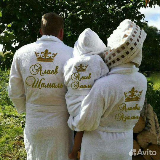 Халат махровый с именной вышивкой ручной работы