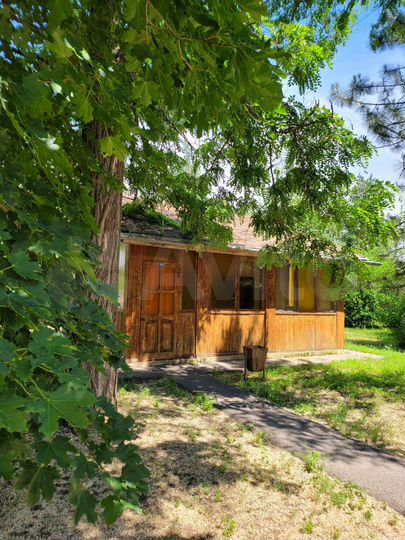 Дом 30 м² на участке 10 сот.