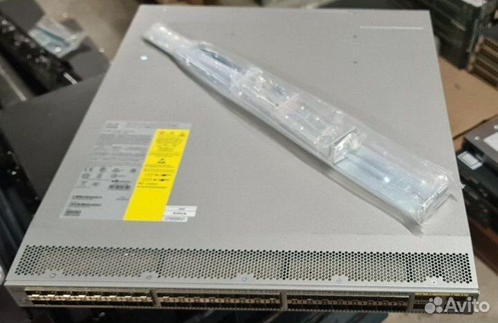 Коммутатор Cisco Nexus N3K-C3064PQ-10GX