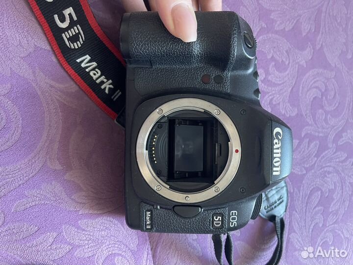 Зеркальный фотоаппарат Canon 5d mark ii