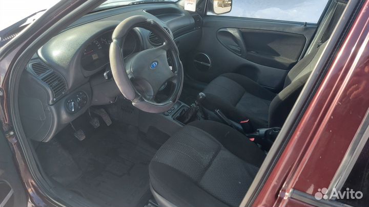 LADA Kalina 1.6 МТ, 2012, 180 000 км