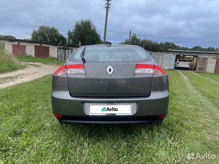 Renault Laguna, 2009