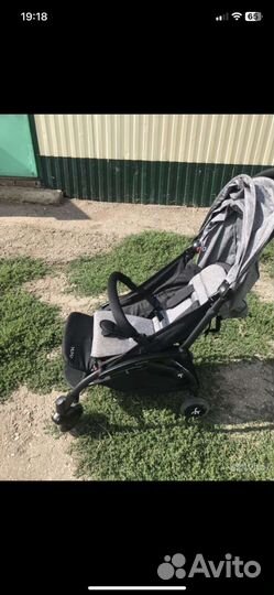 Прогулочная коляска yoya