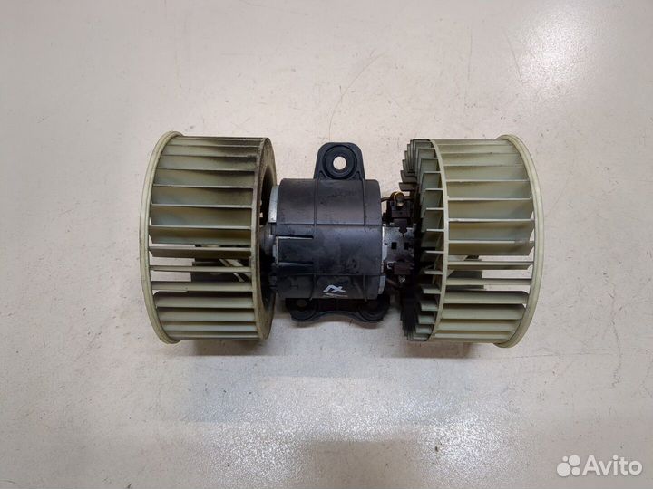 Двигатель отопителя BMW 5 E39