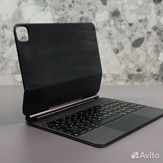 Клавиатура для iPad 12.9 Magic Keyboard
