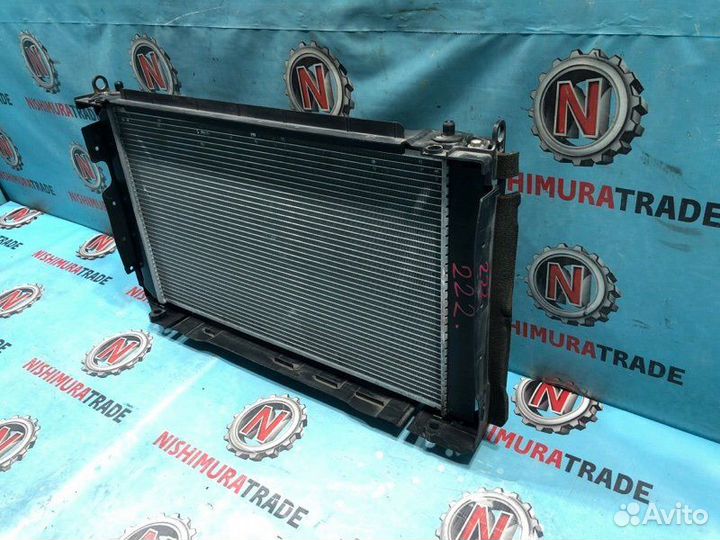 Радиатор охлаждения двигателя Toyota Vanguard