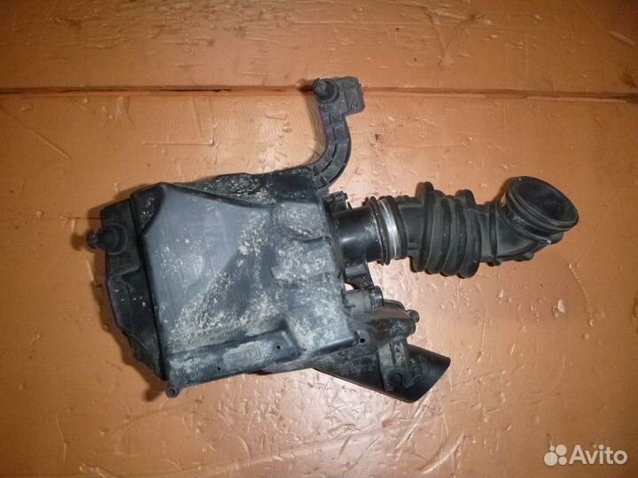 Корпус воздушного фильтра ford focus III 2011