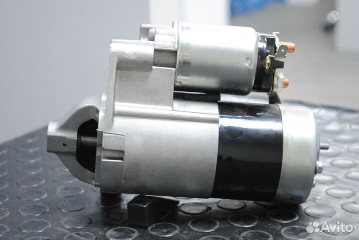 Стартер Kia Carnival 2.5 V6 автомат новый Mando