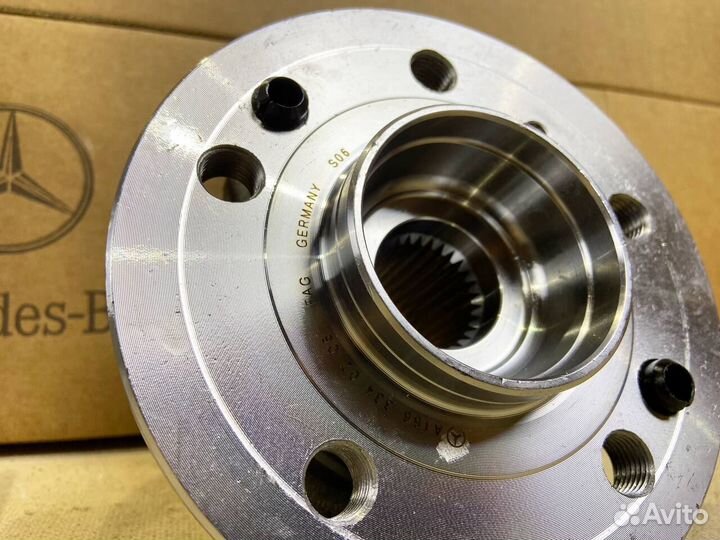 Ступица передняя в сборе MB A1663340206