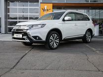 Mitsubishi Outlander 2.0 CVT, 2019, 67 080 км, с пробегом, цена 2 598 000 руб.