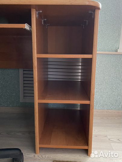 Компьютерный стол + стул