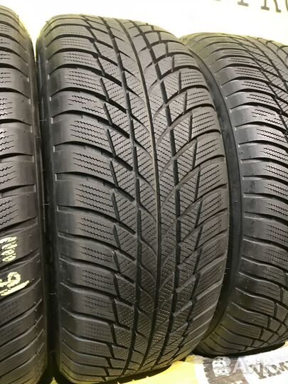 Bridgestone Blizzak LM-001 225/55 R17 97H