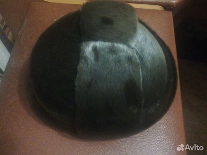 Мужская кепка из енота