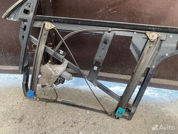 Стеклоподъемник передний левый Audi A6 C5