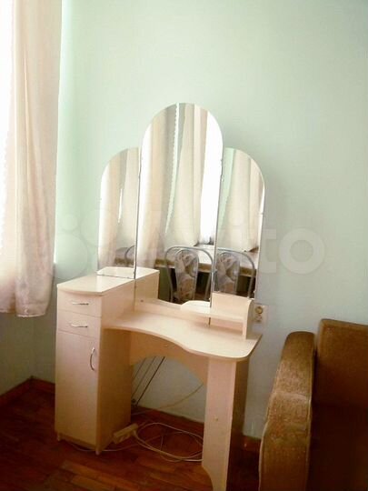 Комната 22 м² в 5-к., 2/5 эт.