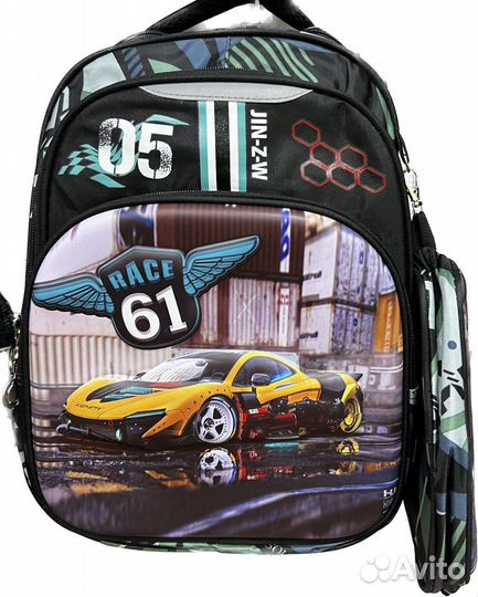 Школьный рюкзак для мальчика с пеналом