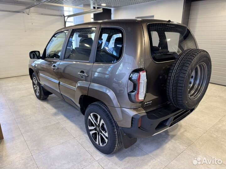 ВАЗ Niva Travel 1.7 МТ, 2024