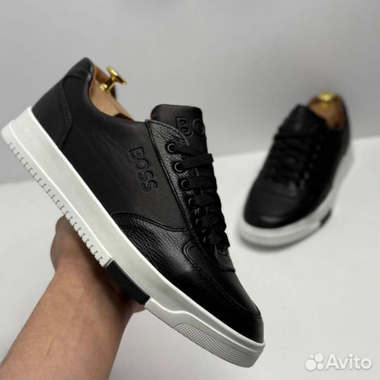 Кроссовки Boss современные