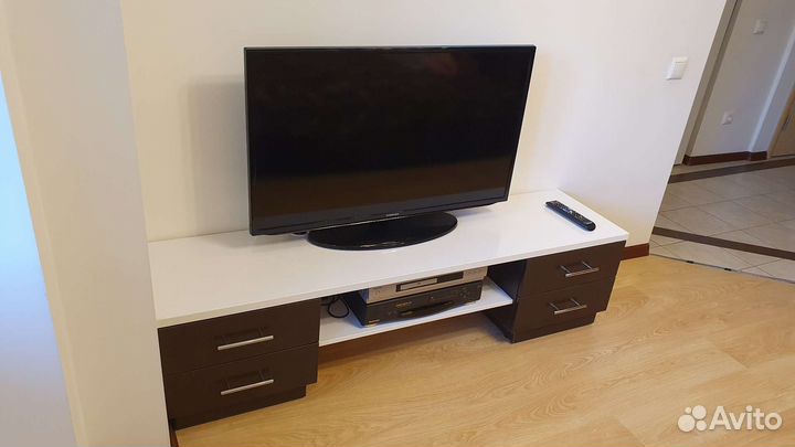 Тумба под телевизор