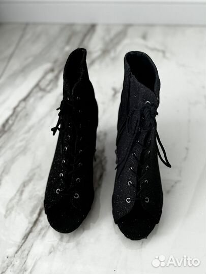 High hills для танцев