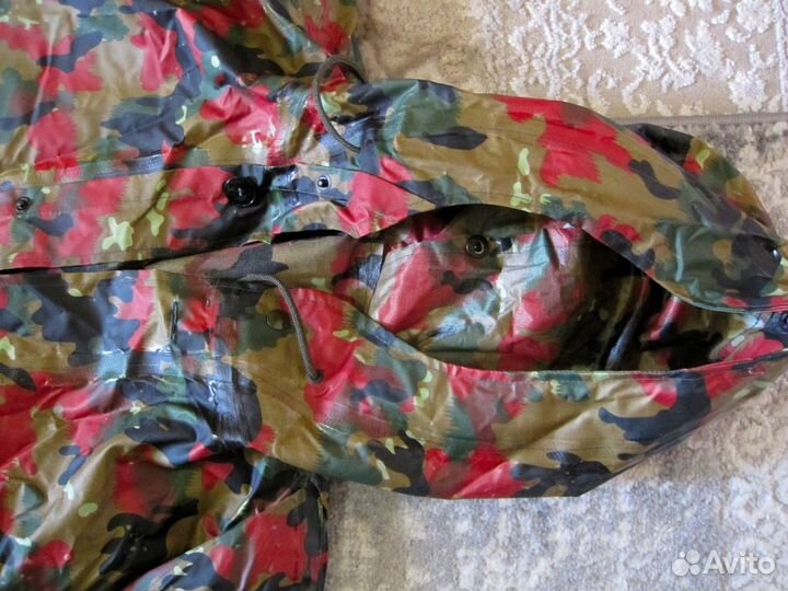 Плащ-накидка