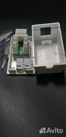 Компьютерная розетка rj45