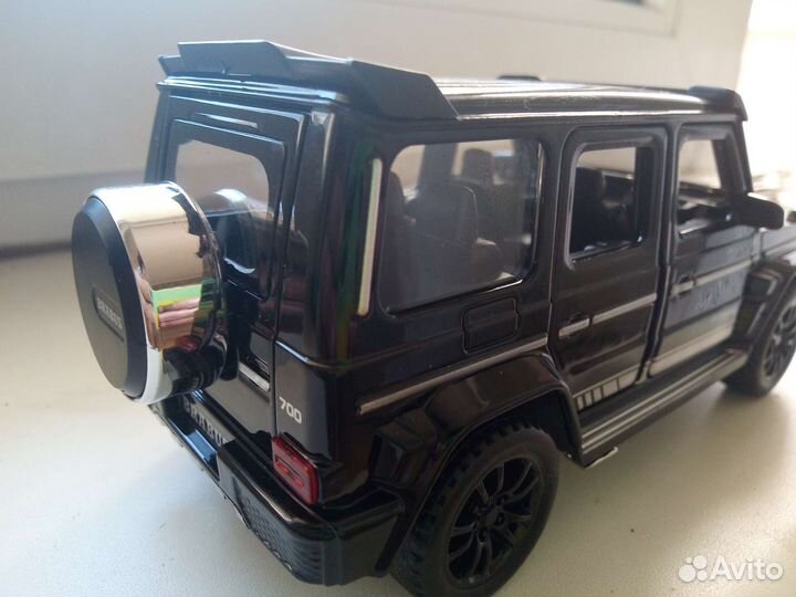 Коллекционные модели. Брабус. Мерседес Гелик