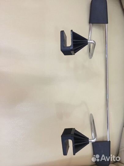 Вешалка для верхней одежды в салон Новая