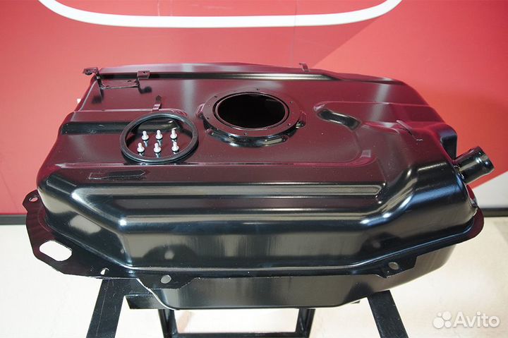 Топливный бак Subaru Justy антикоррозия