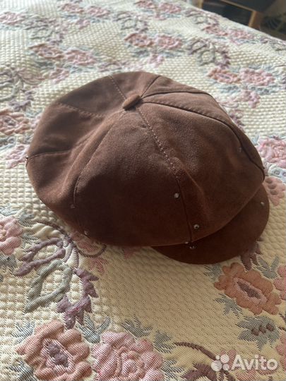 Кепка женская из замши