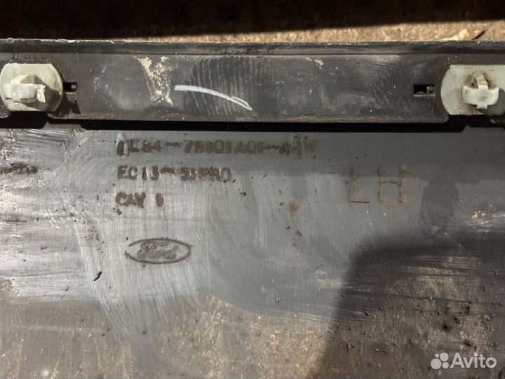 Накладка порога левая Ford Maverick 2 3.0 AJ