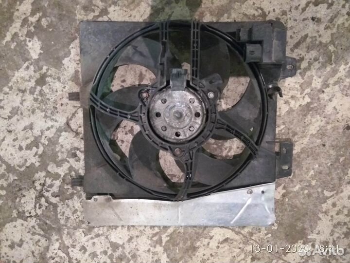 Вентилятор на Пежо 207 2008 года