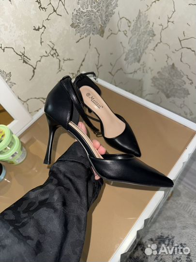 Туфли женские 39 размер черные