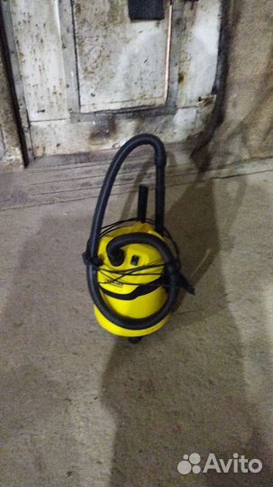 Строительный пылесос karcher