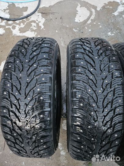 Nokian Tyres Hakkapeliitta 9 SUV 225/60 R18 104T