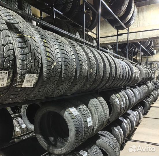 Pirelli Winter Sottozero 210 Serie II 215/65 R16 98P