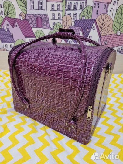 Чемодан для косметики