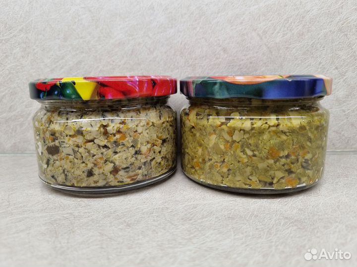 Белые грибы - маринованные,сушеные, ягода