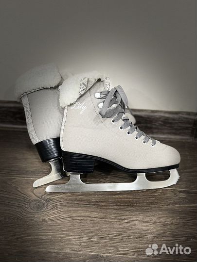 Коньки для девочки 36 размер