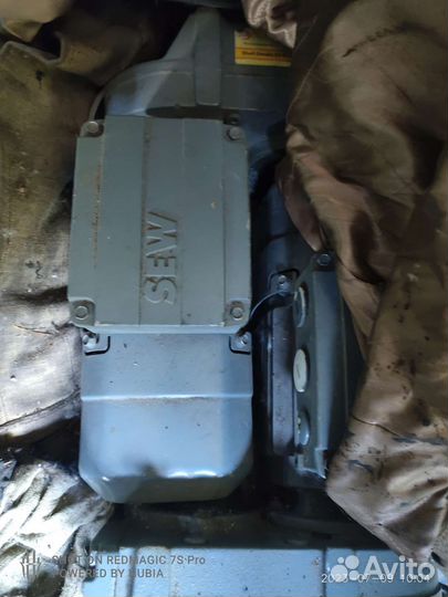 Двигатель SEW