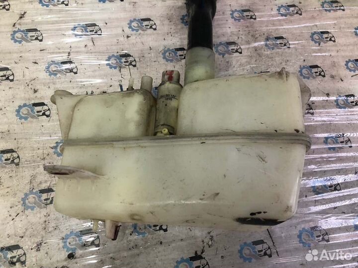 Бачок омывателя Volvo 850 1996