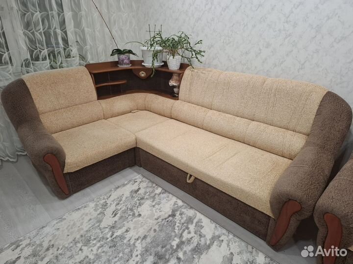 Угловой диван бу